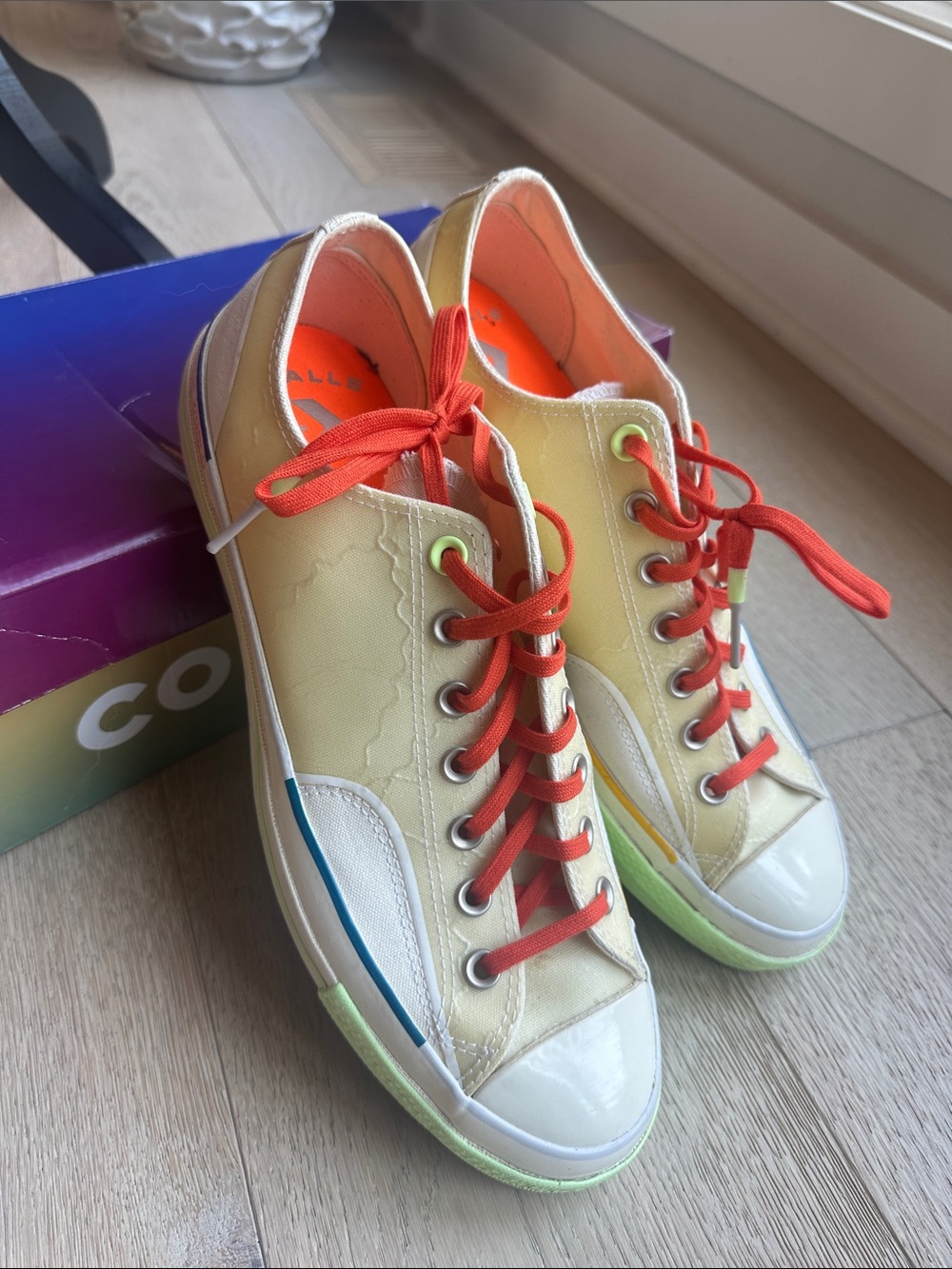 Converse Low-Top Sneakers in Yellow with Orange Laces